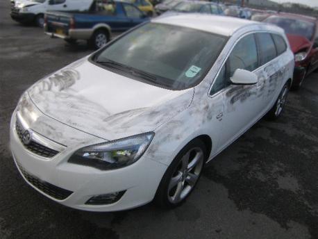 Breaking Vauxhall Astra MKVH 2004 to 2011 - 2.0 16v Petrol