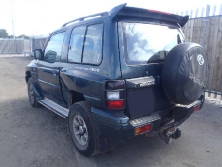 Breaking Mitsubishi Shogun   1991 to 2000 - 3.0 24v Petrol