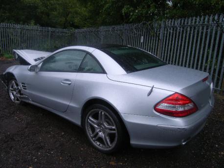 Breaking Mercedes-benz Sl  2002 to 2006 - 3.5 24v Petrol