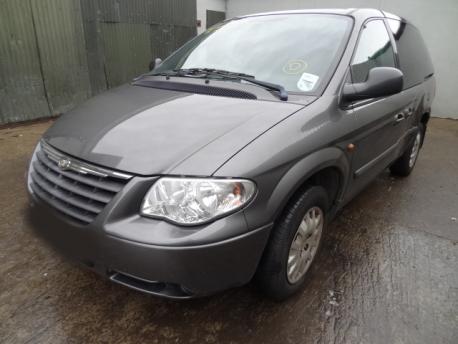 Breaking Chrysler Voyager MK4 2004 to 2008 - 2.8 16v Diesel