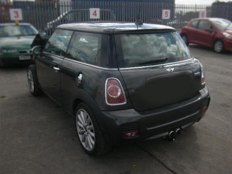 Breaking Mini Mini Clubman  2010 to 2024 - 1.6 16v Petrol