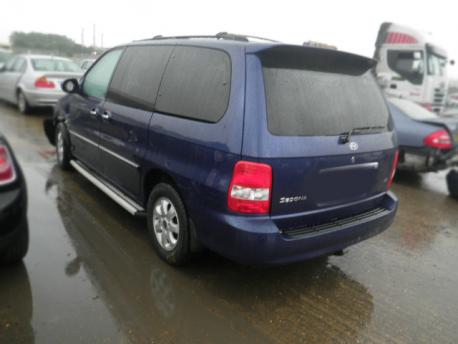 Breaking Kia Carnival MK2 2001 to 2024 - 2.9 16v Diesel