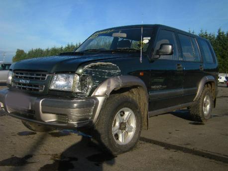 Breaking Isuzu Trooper  1999 to 2007 - 3.0 16v Diesel