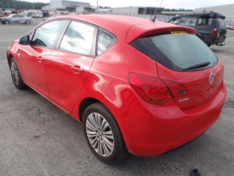 Breaking Vauxhall Astra MKVIJ 2004 to 2011 - 2.0 16v Diesel