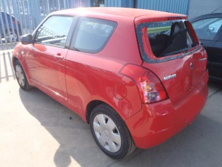 Breaking Suzuki Swift MK3 2005 to 2011 - 1.3 16v Diesel