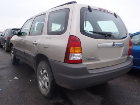 Breaking Mazda Tribute  2001 to 2004 - 2.0 16v Petrol