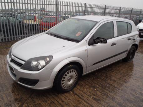 Breaking Vauxhall Astra MKVH (H) 2004 to 2011 - 1.3 16v Diesel 5 Door Hatchback