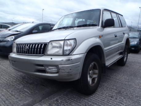 Breaking Toyota Land Cruiser Prado  2002 to 2004 - 2.7 16v Petrol