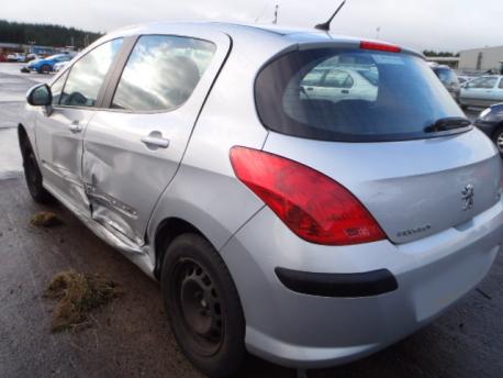 Breaking Peugeot 308  2007 to 2011 - 1.6 16v Petrol 5 Door Hatchback