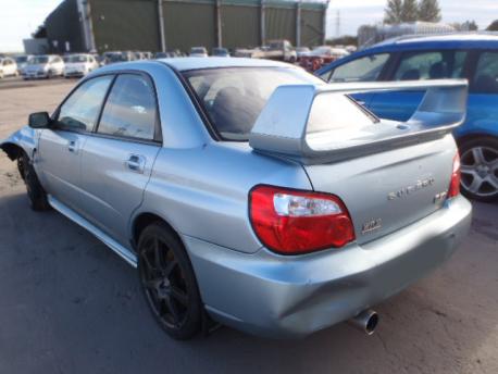 Breaking Subaru Impreza  2000 to 2004 - 2.0 16v Petrol