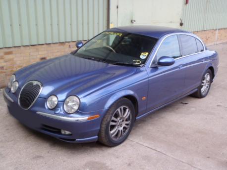 Breaking Jaguar S-type  2002 to 2007 - 2.5 24v Petrol