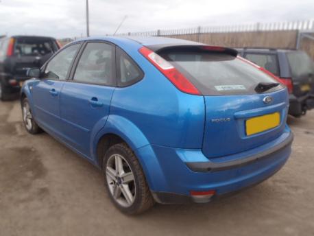 Breaking Ford Focus MK2 (C307) 2001 to 2005 - 2.5 20v Petrol 5 Door Hatchback