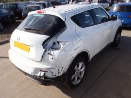 Breaking Nissan Juke  (F15) 2010 to 2014 - 1.6 16v Petrol 5 Door Hatchback