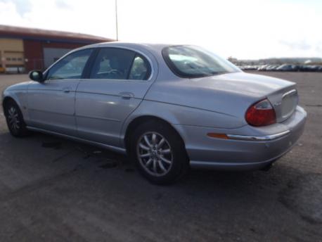 Breaking Jaguar S-type  2008 to 2011 - 4.0 32v Petrol 4 Door Saloon