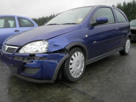 Breaking Vauxhall Corsa MKIIID 2003 to 2006 - 1.4 16v Petrol