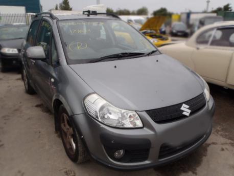 Breaking Suzuki Sx4  2006 to 2025 - 1.6 16v Petrol