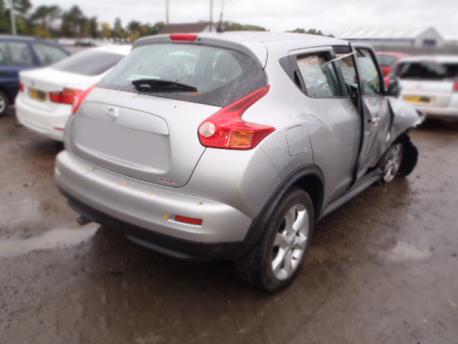 Breaking Nissan Juke  (F15) 2010 to 2014 - 1.6 16v Petrol 5 Door Hatchback