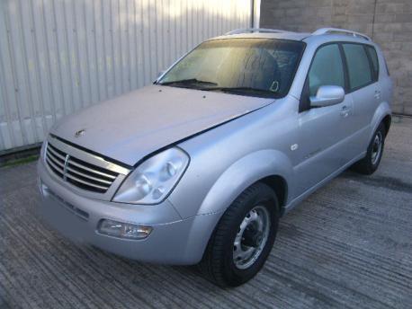 Breaking Ssangyong Rexton  2006 to 2024 - 2.7 20v Diesel