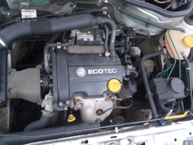 VAUXHALL CORSA MK II (C) W5L 2003 - 2006 1.0 - 998cc 12v 12V Z10XEP petrol Engine Image