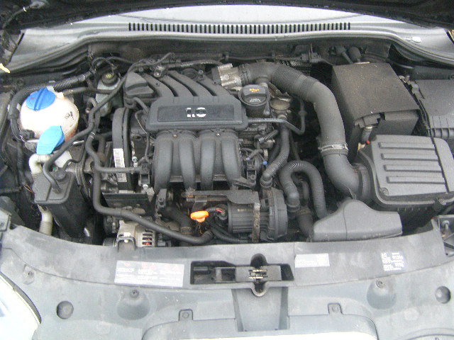 SEAT LEON 1M1 1999 - 2006 1.6 - 1595cc 8v AKL petrol Engine Image