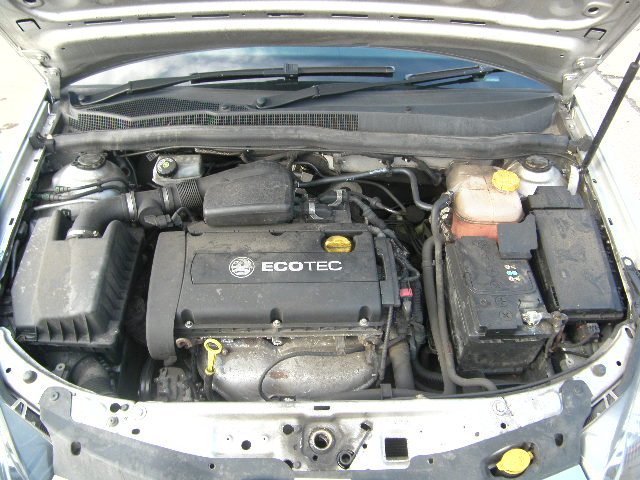 VAUXHALL ASTRA MK V (H) 2006 - 2010 1.6 - 1598cc 16v i16V Z16XER petrol Engine Image