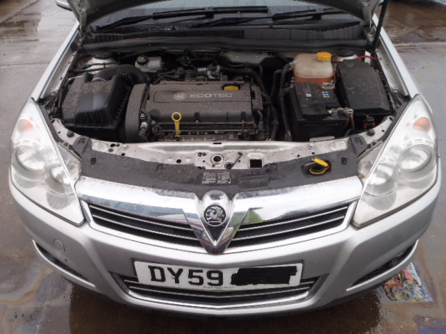 VAUXHALL ASTRA MK V (H) 2004 - 2009 1.6 - 1598cc 16v Z16XER petrol Engine Image