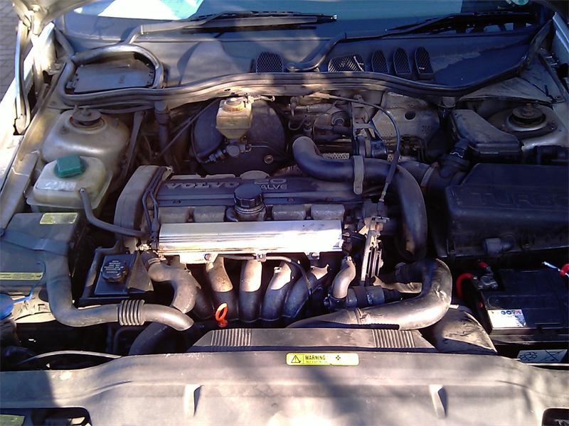 VOLVO V70   P80 1997 - 2000 2.3 - 2319cc 20v T-5 B5234T3 petrol Engine Image