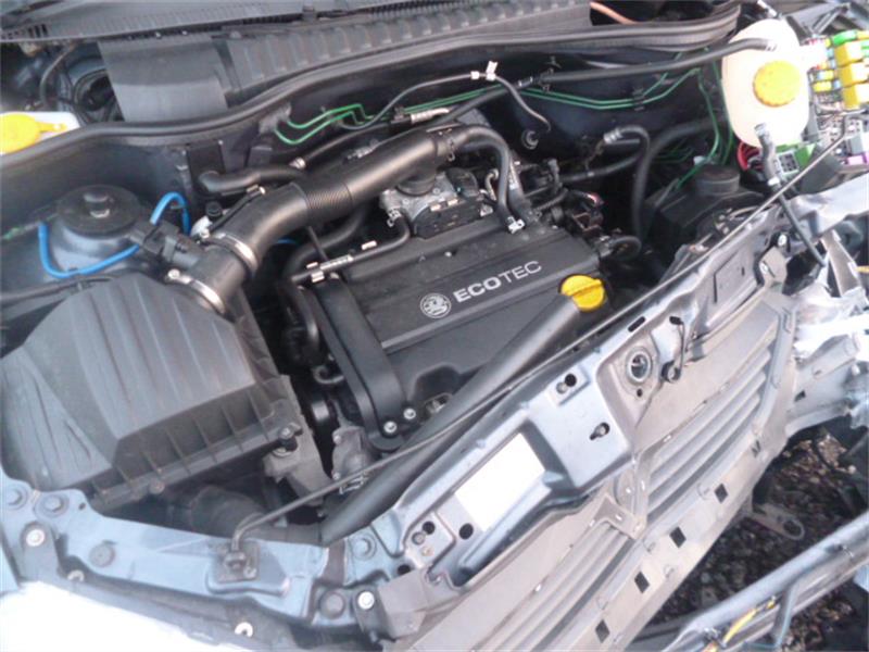 VAUXHALL CORSA MK II (C) F08 2001 - 2006 1.2 - 1199cc 16v 16VDualfuel Z12XE petrol Engine Image