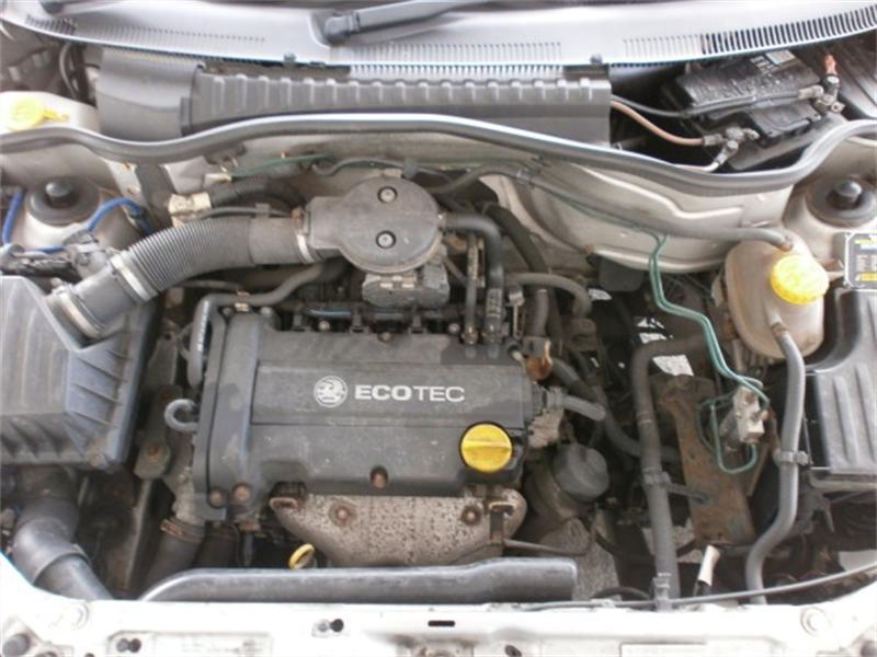 VAUXHALL CORSA MK II (C) W5L 2001 - 2006 1.2 - 1199cc 16v 16VDualfuel Z12XE petrol Engine Image
