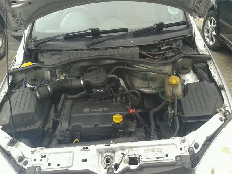 VAUXHALL CORSA MK II (C) W5L 2001 - 2006 1.2 - 1199cc 16v 16VDualfuel Z12XE petrol Engine Image
