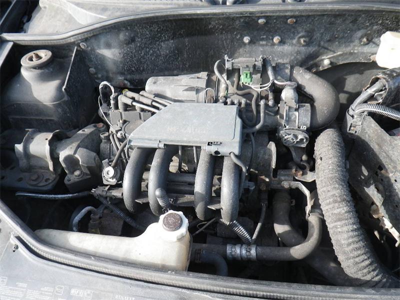 RENAULT CLIO MK 2 BB0/1/2 1999 - 2001 1.2 - 1149cc 8v D7F722 petrol Engine Image