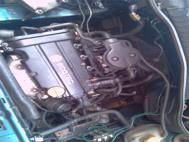 VAUXHALL CORSA MK II (C) F08 2001 - 2006 1.2 - 1199cc 16v 16VDualfuel Z12XE petrol Engine Image