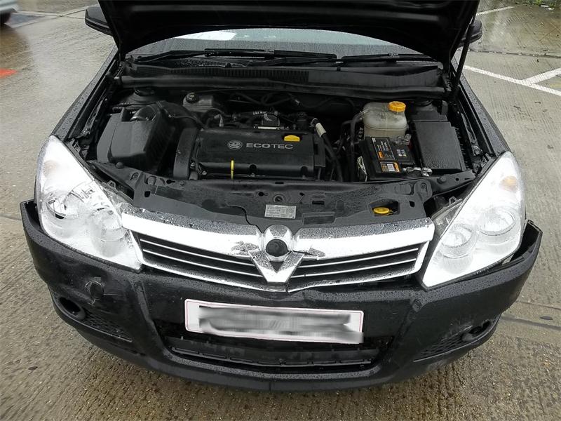 VAUXHALL ASTRA MK V (H) 2004 - 2009 1.8 - 1796cc 16v Z18XE petrol Engine Image