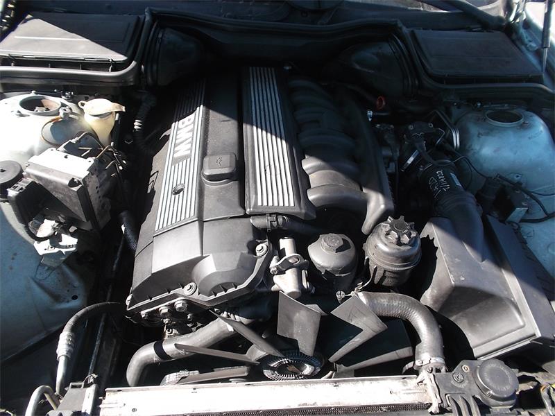 BMW 5 SERIES E39 1996 - 2000 2.0 - 1991cc 24v 520i M52B20 petrol Engine Image