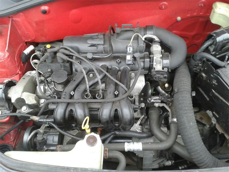 RENAULT CLIO MK 2 BB0/1/2 1999 - 2001 1.2 - 1149cc 8v D7F722 petrol Engine Image
